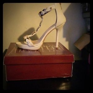 Women White Shoes